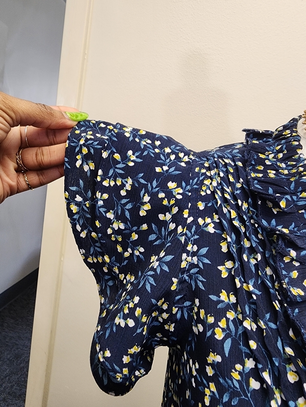 Urosalie Blue Floral Ruffle Sleeve Maxi Dress Size XL - Picture 8 of 8